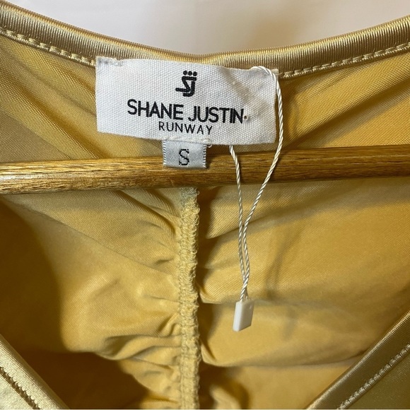 NWOT Shane Justin Runway Gold Ruched Longsleeve Stretchy Bodycon Midi Dress S - Picture 7 of 9
